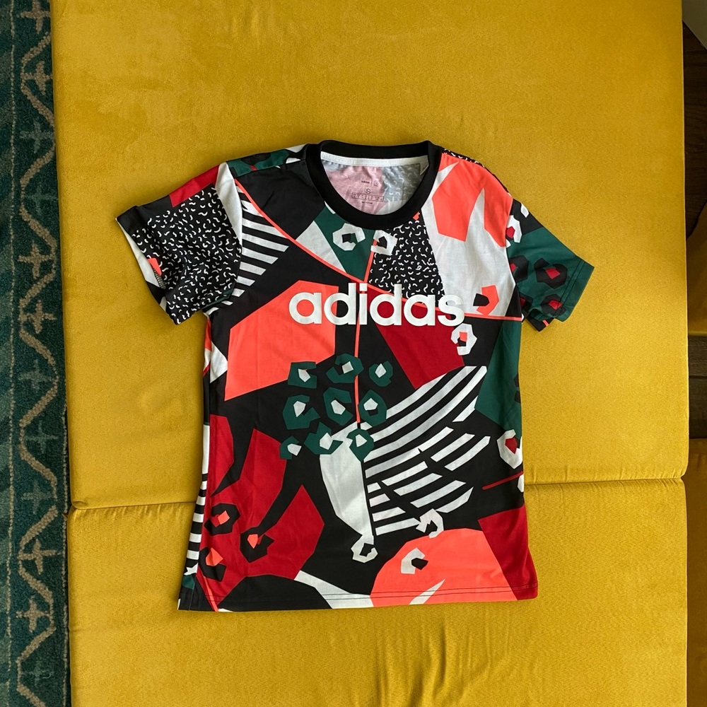 Adidas x Farm Rio workout tee shirt size small
